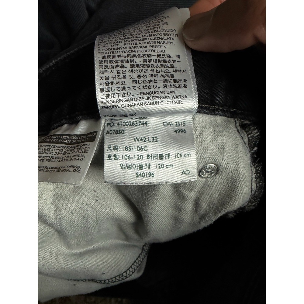 Levi's 550 Relaxed Fit Jeans Mens 42x32(38x30) Black Denim Classic Straight - Picture 4 of 6
